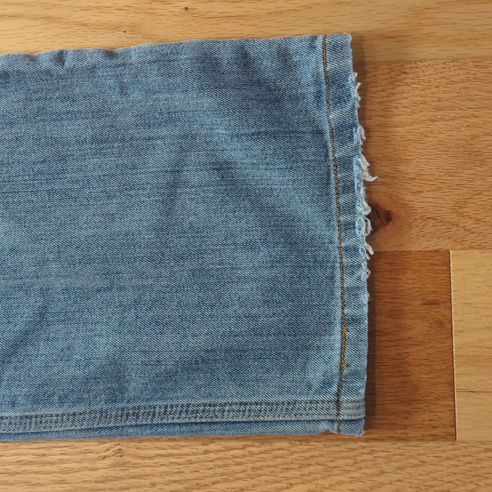 Carhartt. Relaxed Fit Jeans. Size 36 x 30. - Picture 5 of 10